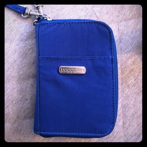 Baggalini Wallet